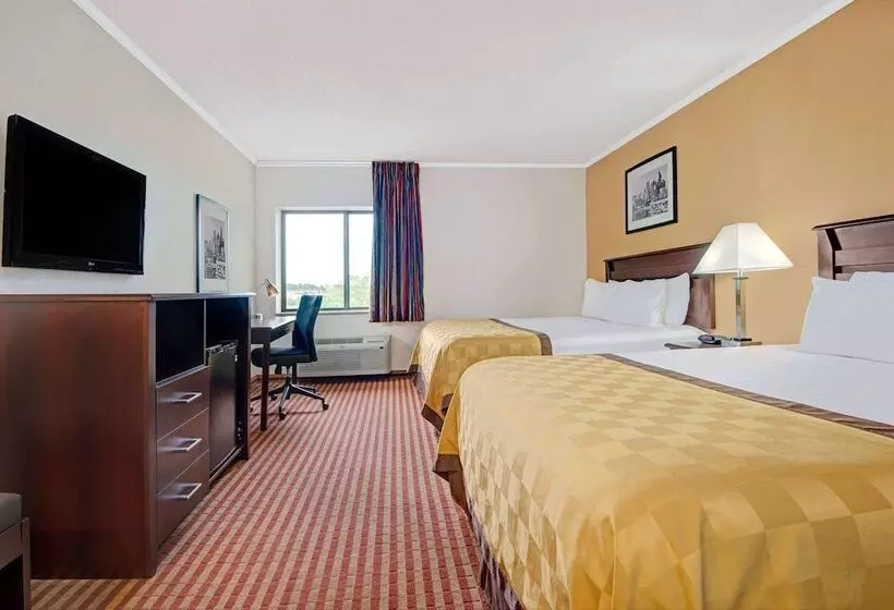 호텔 Days Inn & Suites By Wyndham Kansas City   Chiefs Arrowhead Stadium