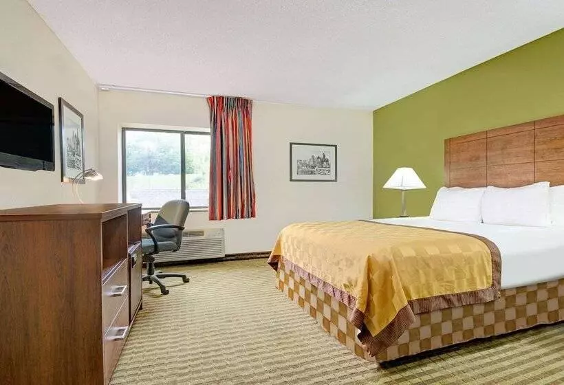 호텔 Days Inn & Suites By Wyndham Kansas City   Chiefs Arrowhead Stadium