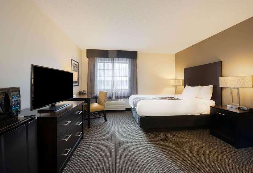 酒店 La Quinta By Wyndham Cleveland Macedonia