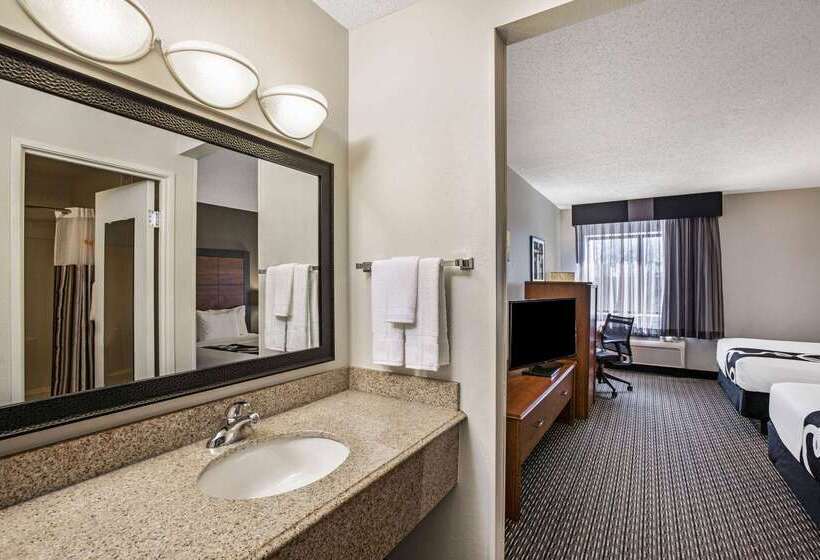 فندق La Quinta By Wyndham N Little Rock   Mccain Mall