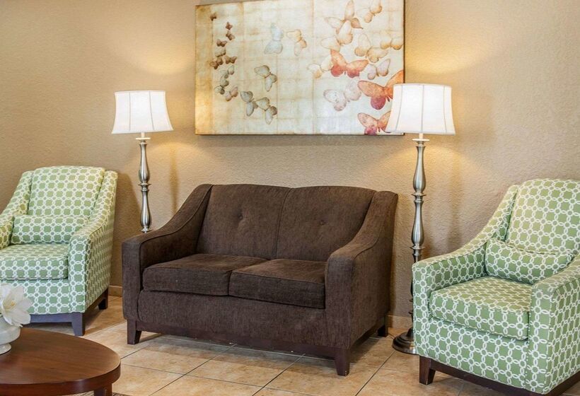 Отель Quality Inn