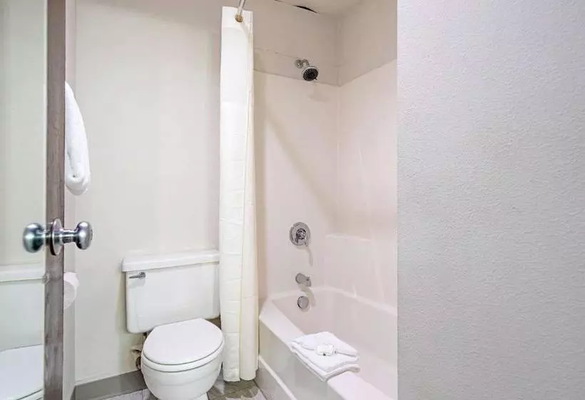 酒店 Quality Inn Milwaukee Route 45