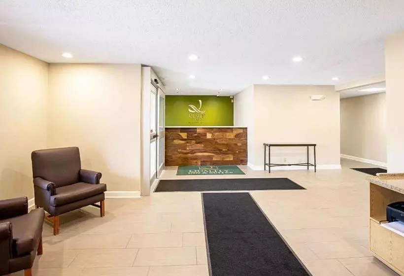 酒店 Quality Inn Milwaukee Route 45