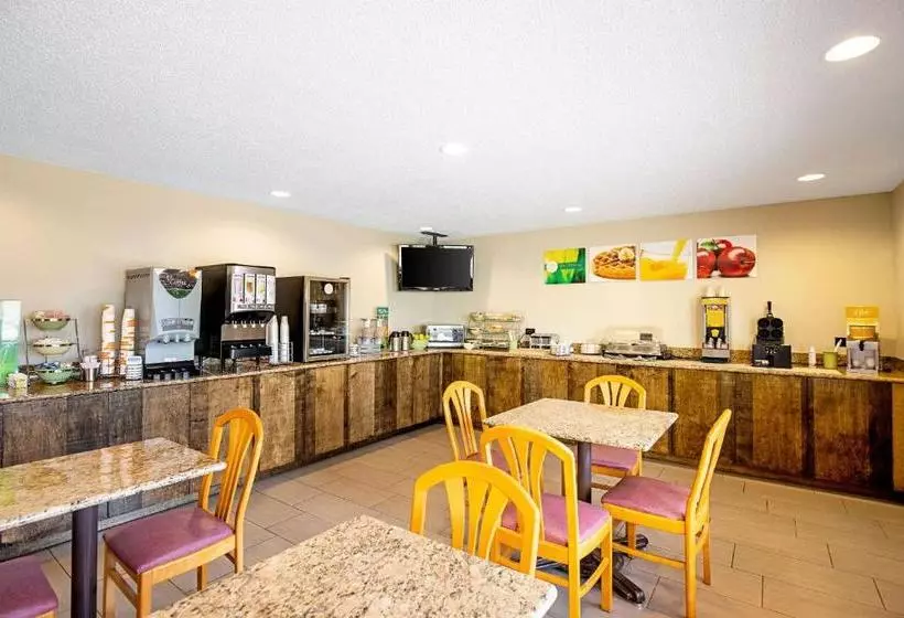 酒店 Quality Inn Milwaukee Route 45