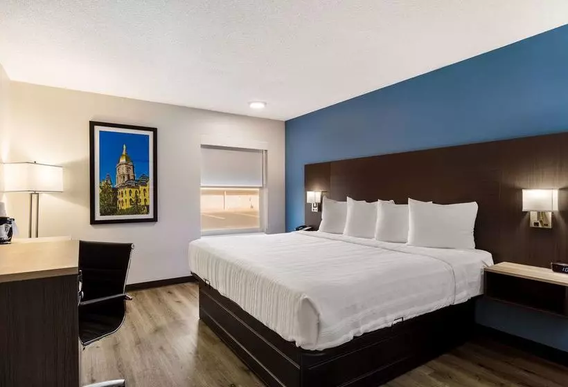 בית מלון כפרי Quality Inn South Bend Near Notre Dame