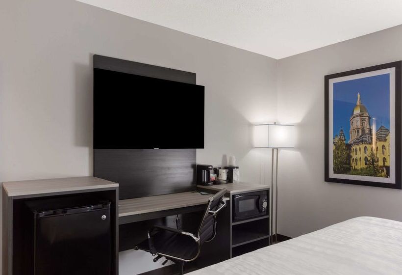 فندق Quality Inn South Bend Near Notre Dame