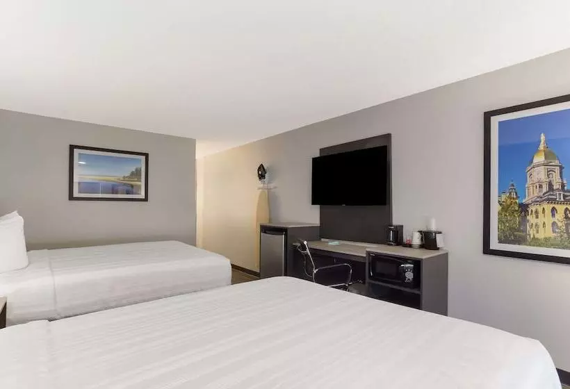בית מלון כפרי Quality Inn South Bend Near Notre Dame