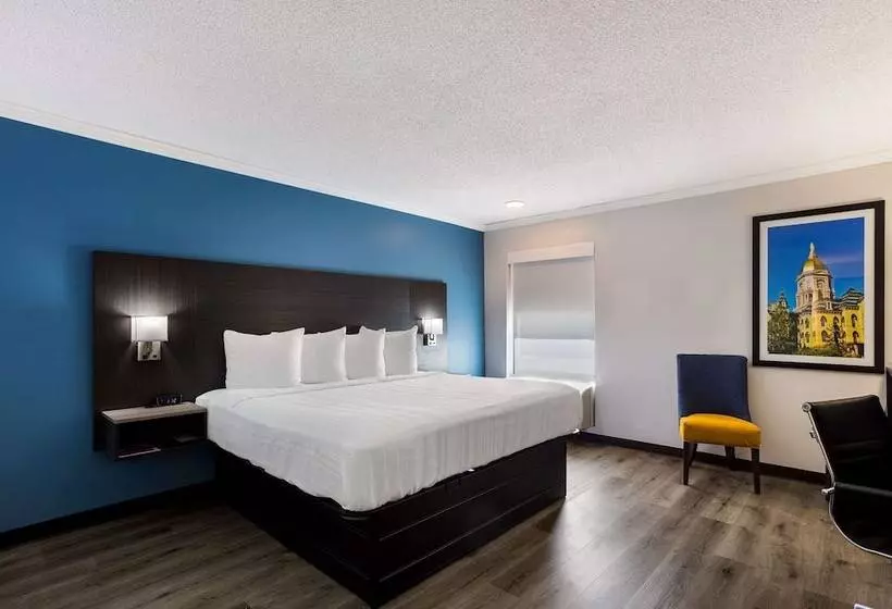 בית מלון כפרי Quality Inn South Bend Near Notre Dame