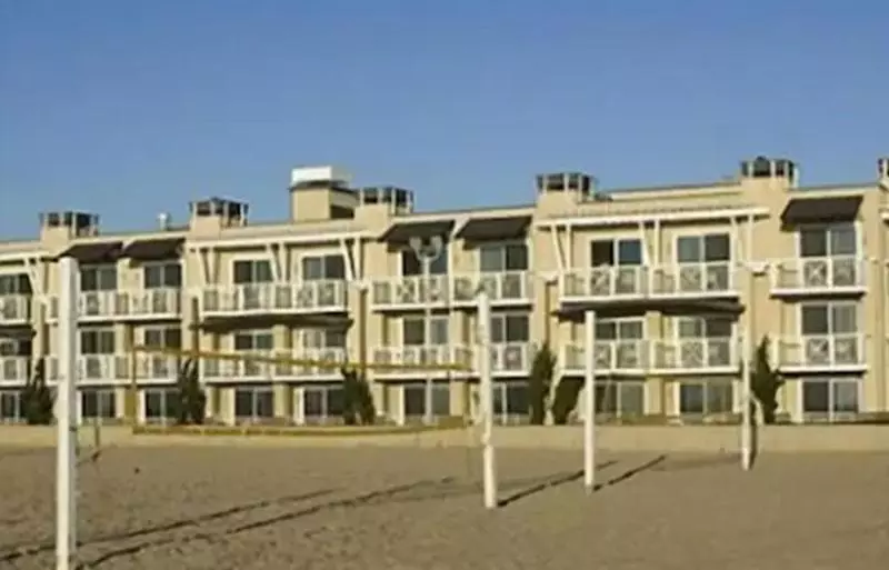 Beach House Hotel At Hermosa Beach