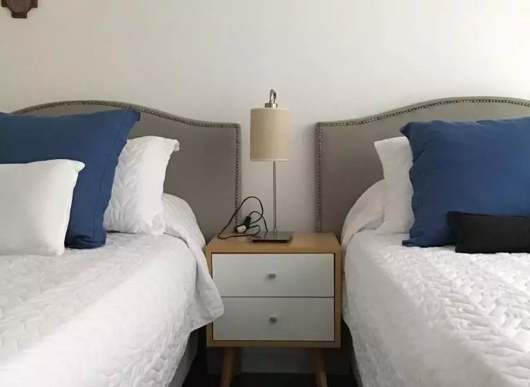 Hotelli Coll Oficial   Bragado Provincia De Bs As