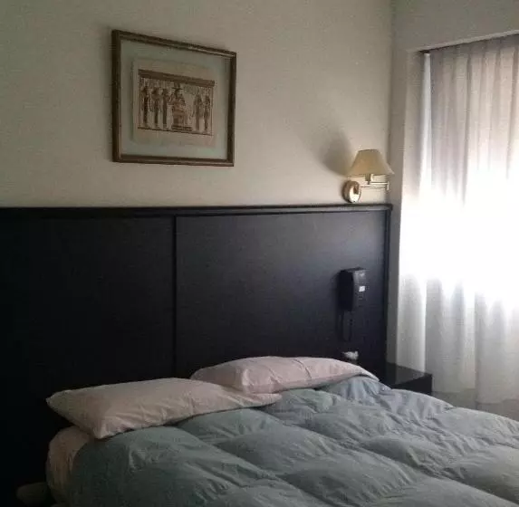 Hotelli Coll Oficial   Bragado Provincia De Bs As