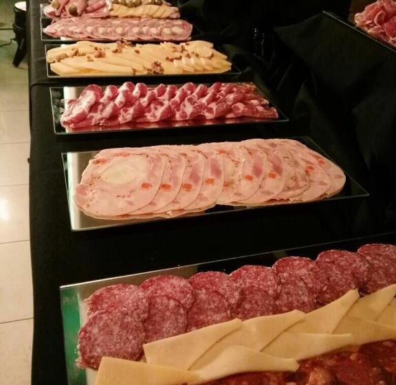 Отель Coll Oficial Bragado Provincia De Bs As