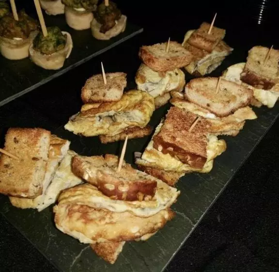 Hotelli Coll Oficial   Bragado Provincia De Bs As