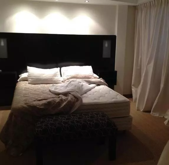 Hotelli Coll Oficial   Bragado Provincia De Bs As