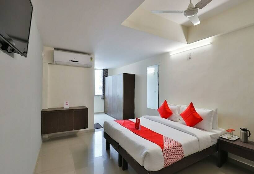 هتل Maple Leaf By Oyo Rooms