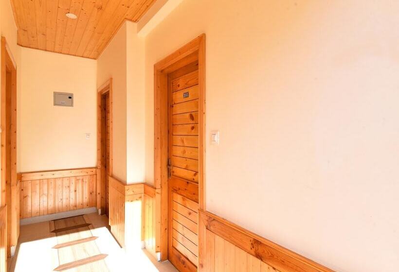 בית מלון כפרי Satyam Paradise Cottage By Oyo Rooms