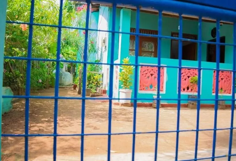 Nilaveli Beach Inn