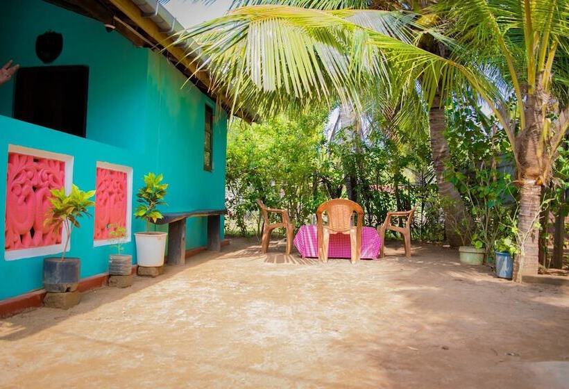 Nilaveli Beach Inn