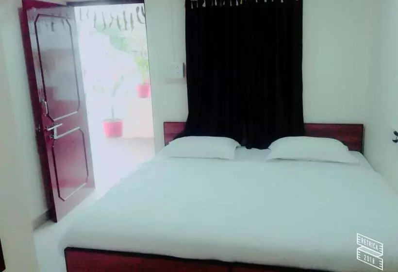 Hotelli Rose Cottage