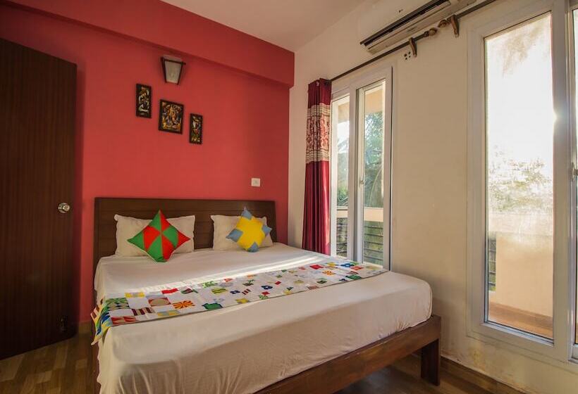 Oyo 12951 Home Pool View 1bhk Aprora