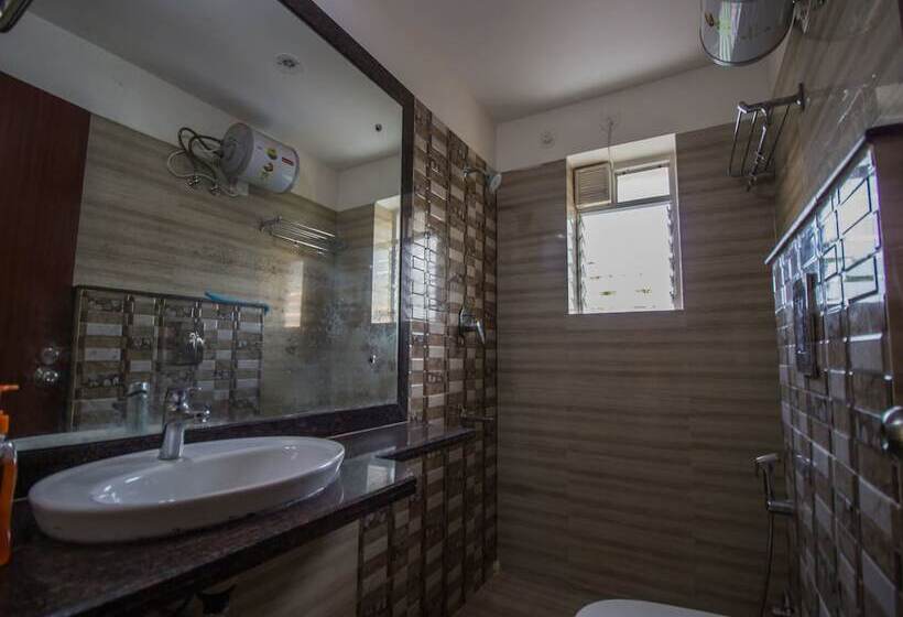 Oyo 12951 Home Pool View 1bhk Aprora