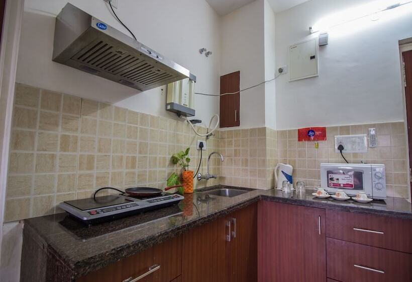 Oyo 12951 Home Pool View 1bhk Aprora