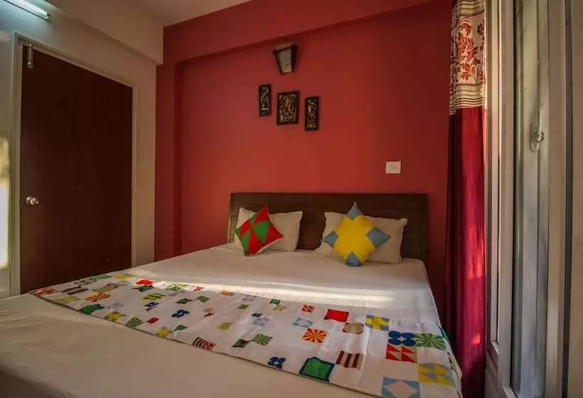 Oyo 12951 Home Pool View 1bhk Aprora