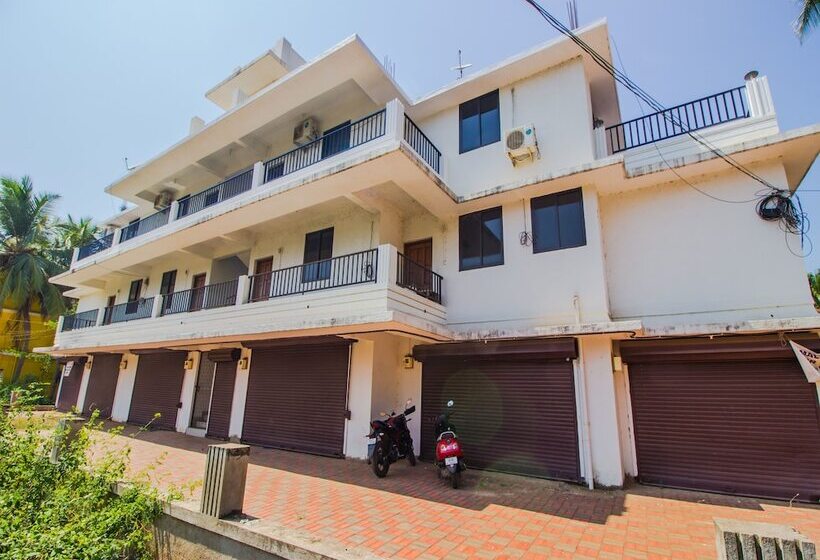 Oyo Home 12686 Spacious 2bhk