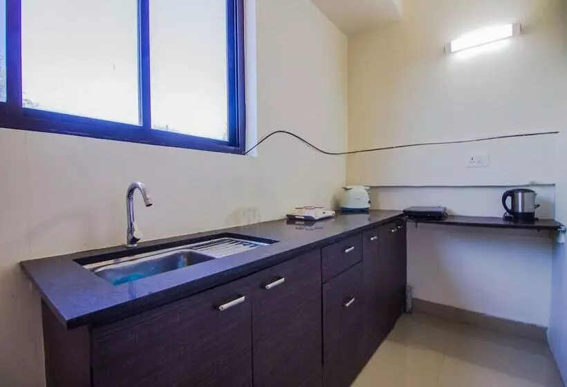 Oyo Home 12686 Spacious 2bhk