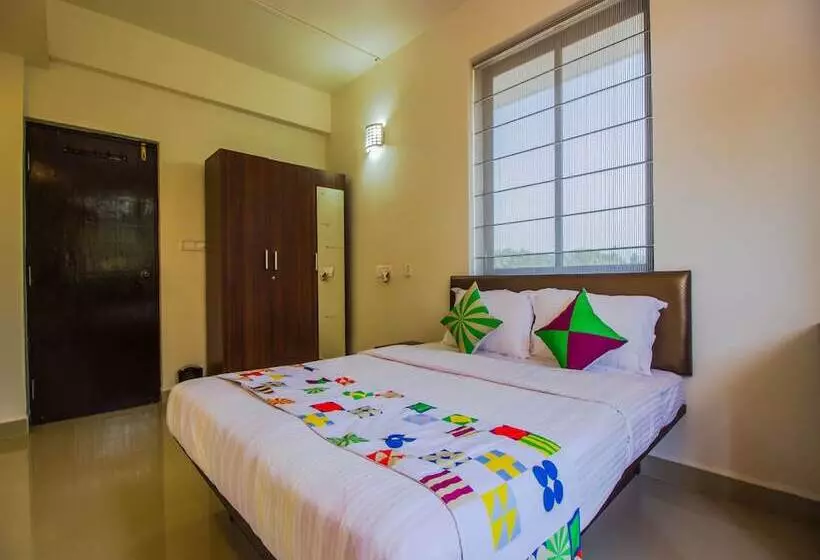 Oyo Home 12686 Spacious 2bhk
