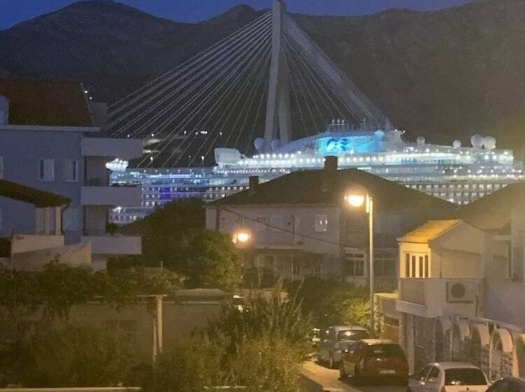 پانسیون Aida Apartments And Rooms