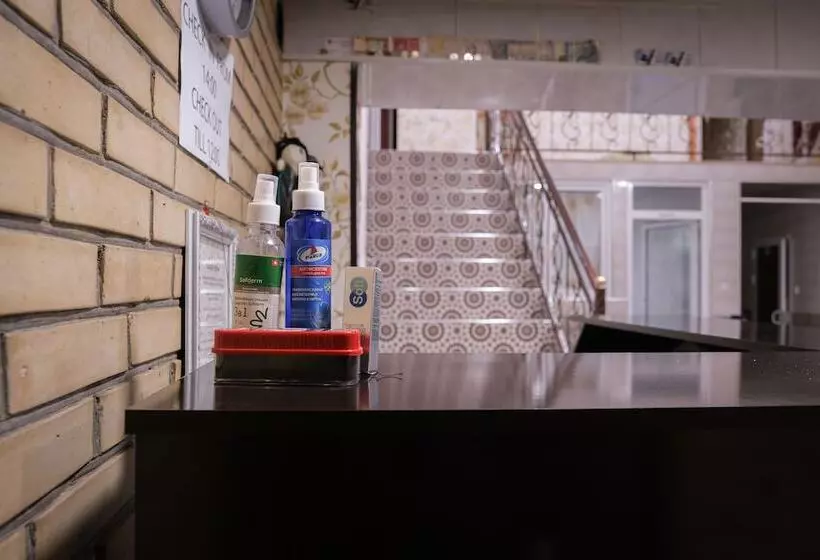 Graf Hostel