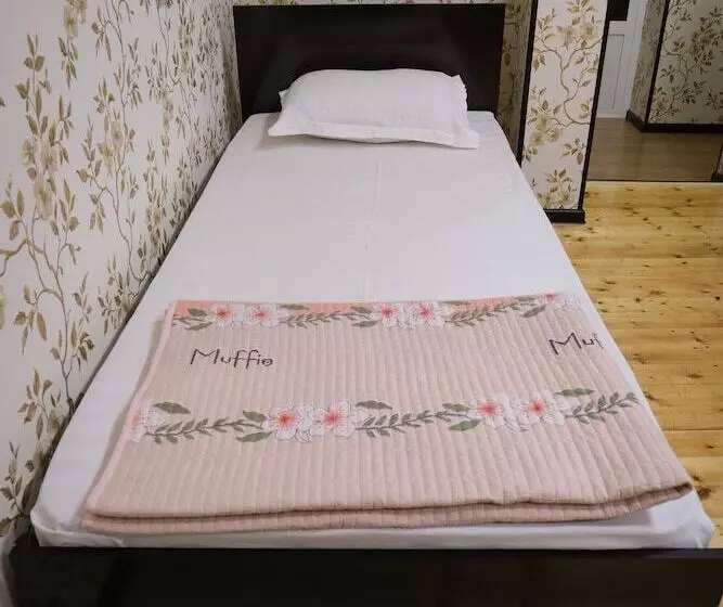 Graf Hostel
