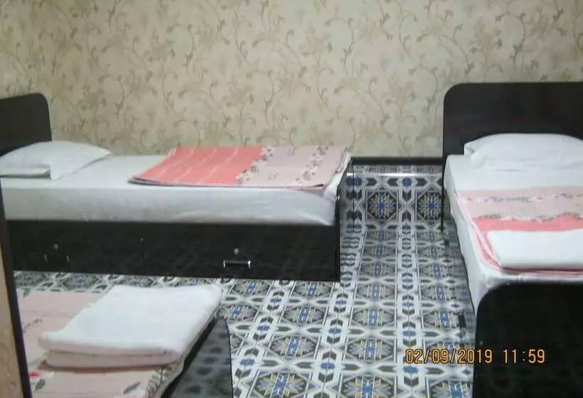 Graf Hostel