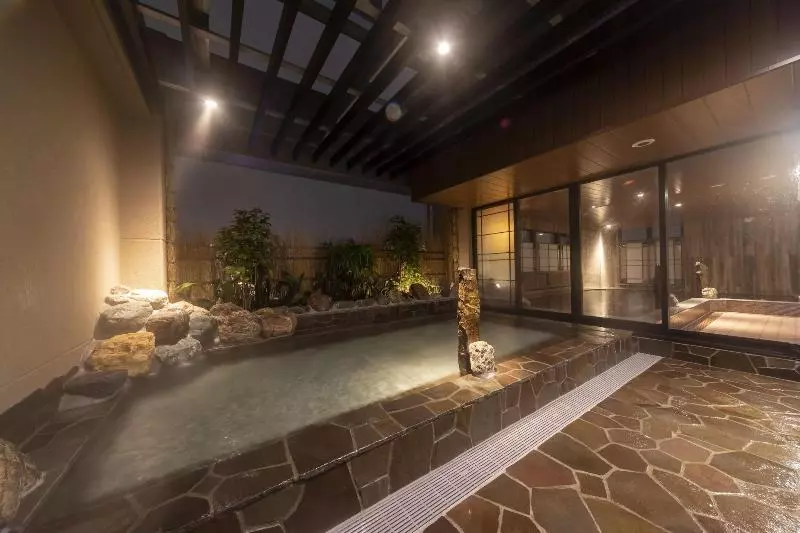 Hotelli Dormy Inn Kawasaki Natural Hot Spring