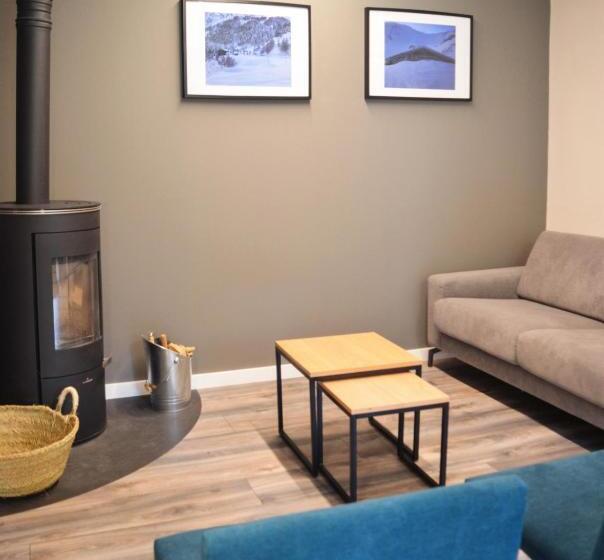 Отель Els Avets