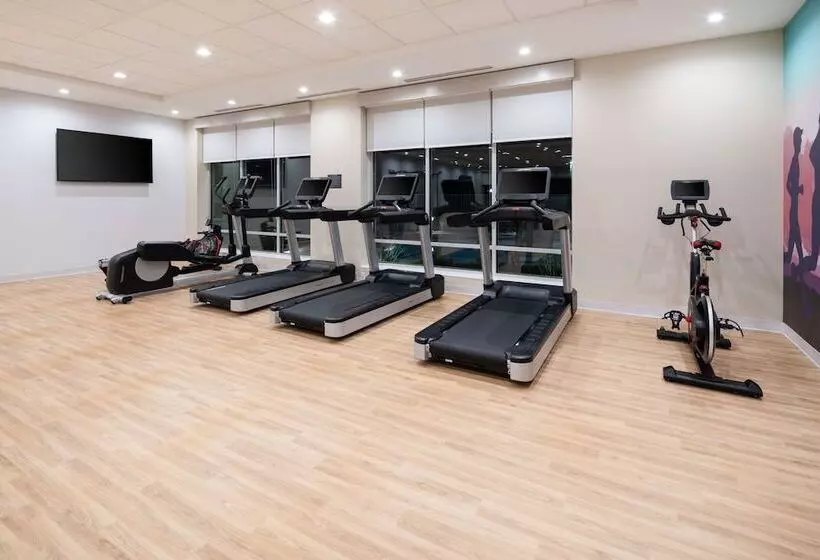 ホテル Hyatt Place Bakersfield