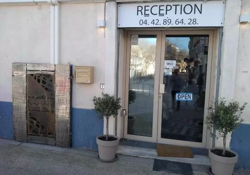 ホテル Renaissance Martigues