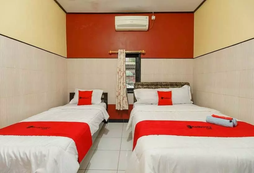 Hotelli Reddoorz Syariah Near Ciledug Station