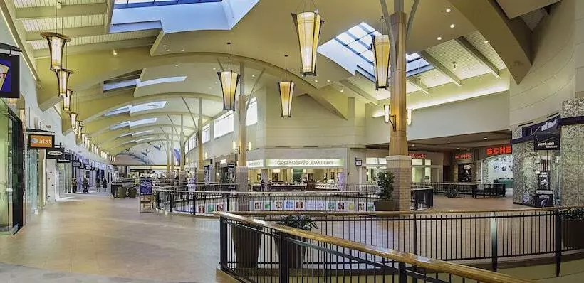 Hotelli Comfort Inn & Suites West Des Moines