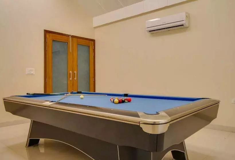 Hotelli Maulik Mansion Resort