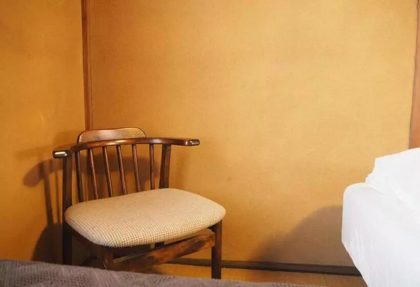 Majatalo Guest House Suetugu