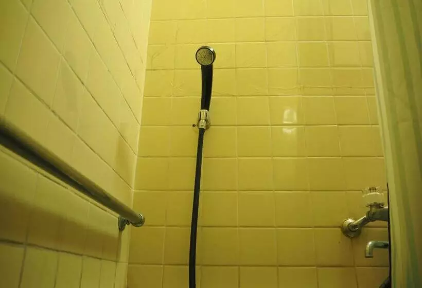 Majatalo Guest House Suetugu