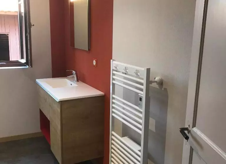 Majatalo La Bacchante