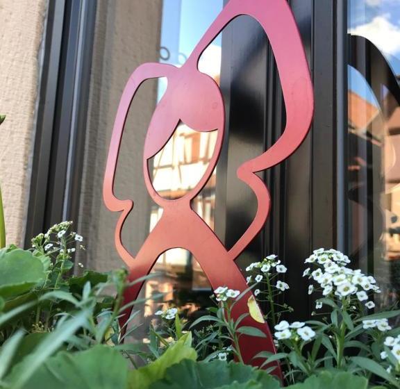 بنسيون La Bacchante