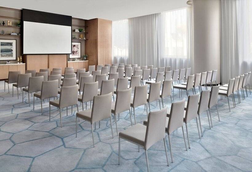 هتل Address Sky View