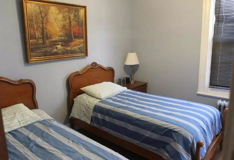 ペンション New York Homestay