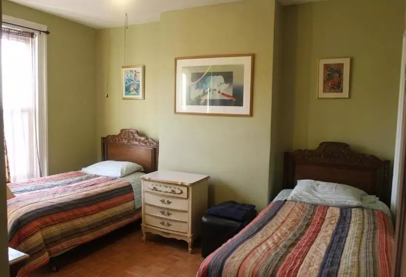 ペンション New York Homestay