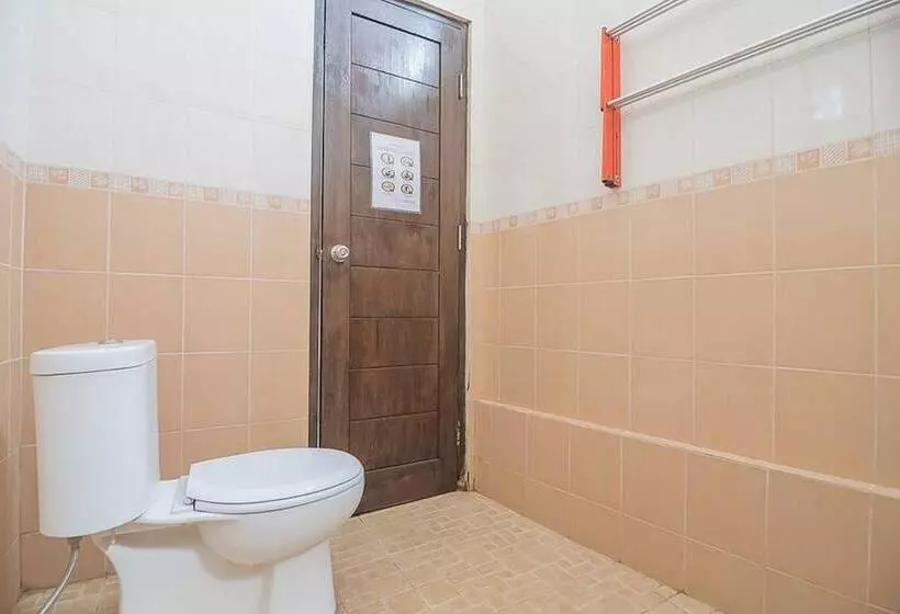 ペンション Reddoorz Near Jatinangor Town Square