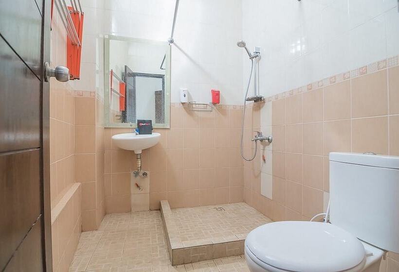 פנסיון Reddoorz Near Jatinangor Town Square